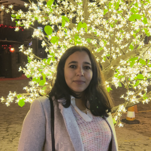 Meryem B.