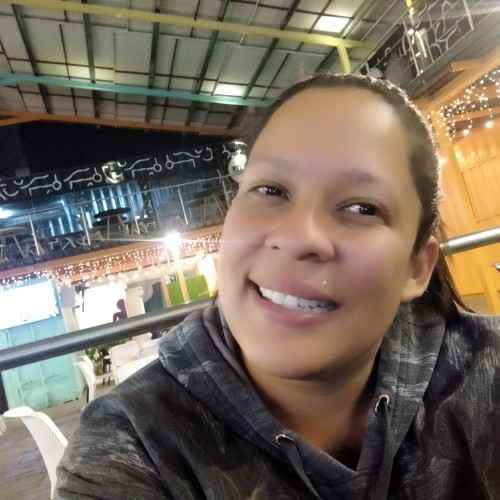 Yrania  B. profile photo