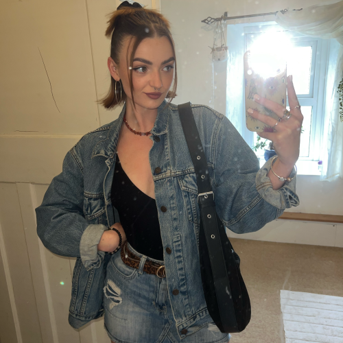Izzy K. profile photo