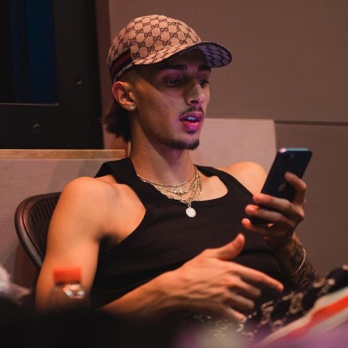 Moumen O. profile photo