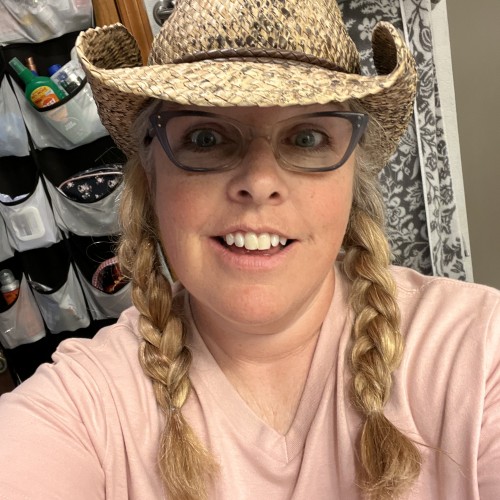 Gina D.