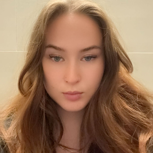 Lora H. profile photo