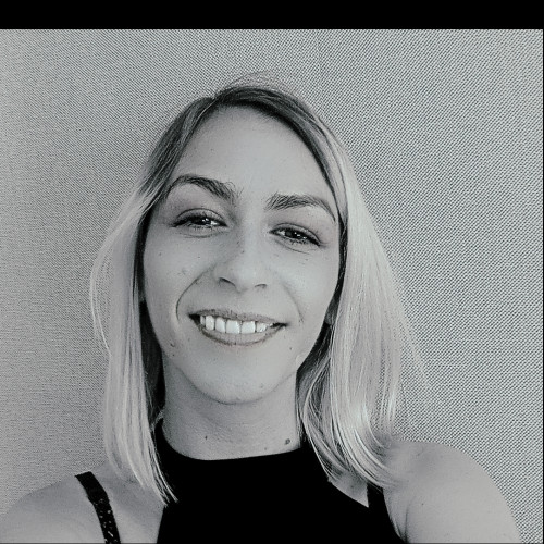 Vania  R. profile photo