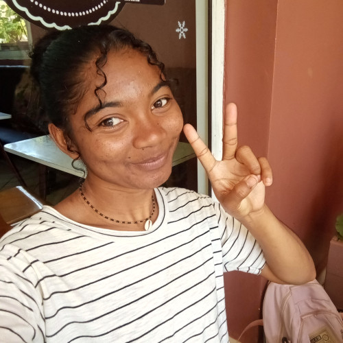 Isana Georginette  R. profile photo
