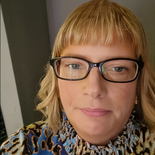 Linda B.