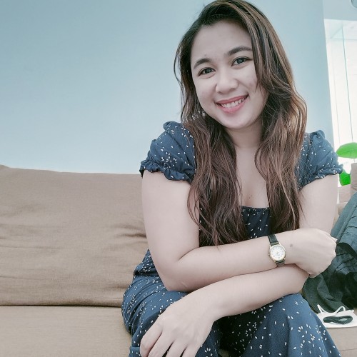 Aivy G.