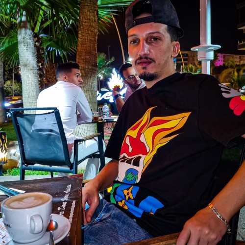 Aanwar b. profile photo