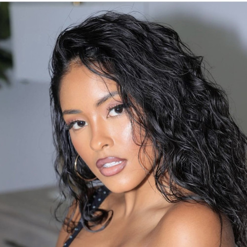 Eva M.