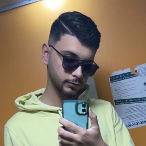 Aymane B.