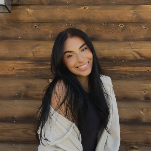 Nina L. profile photo
