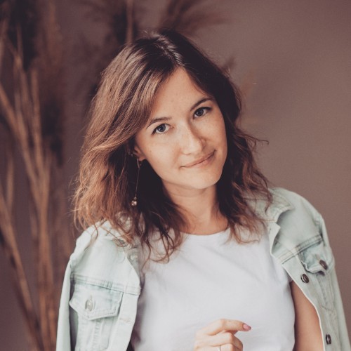 Alexandra  P.