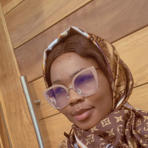  Dee A. profile photo