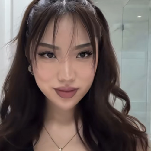 Lily M. profile photo