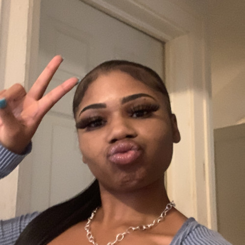 Arieana E. profile photo