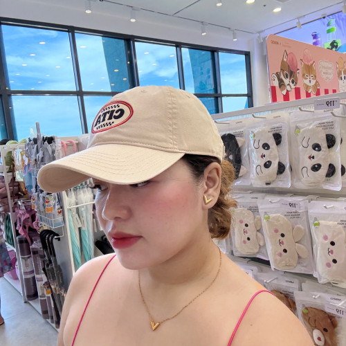 Reyna L. profile photo