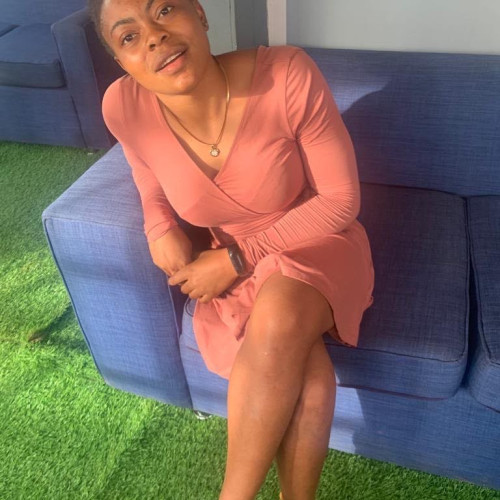 Vivie S. profile photo