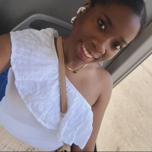 Mariana  L. profile photo