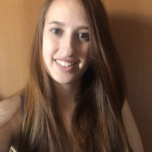 Lívia R.