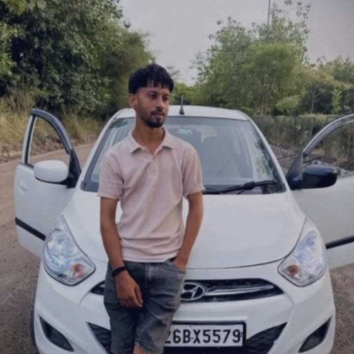yash t. profile photo
