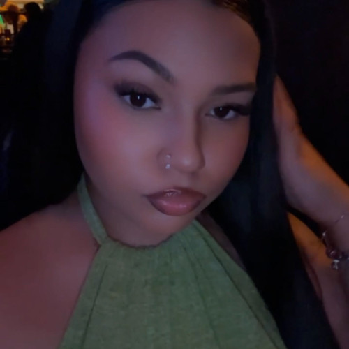 Kiki L. profile photo