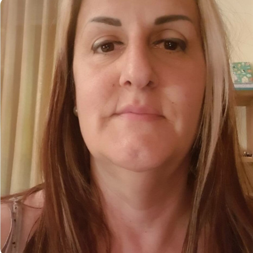 Ester T. profile photo