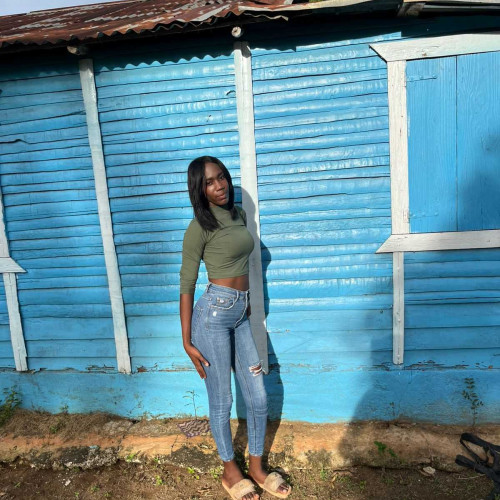 Vianny L. profile photo