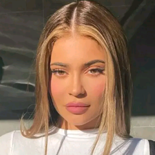 Tee K.