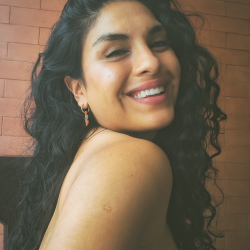 Amazona B. profile photo