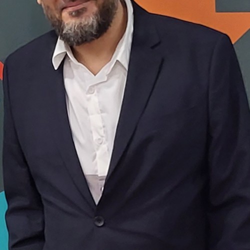 Sam M.