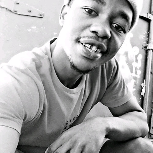 Nkanyiso khwezi  S. profile photo