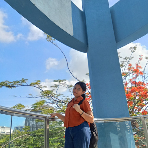 JaneBee  T. profile photo