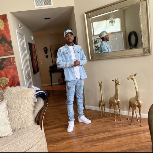 Play T. profile photo