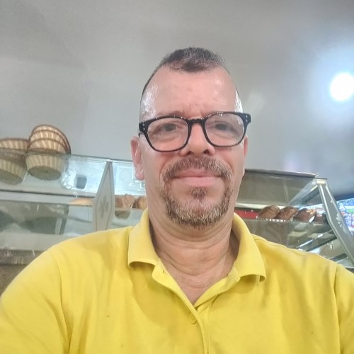 Abdelhamid M.