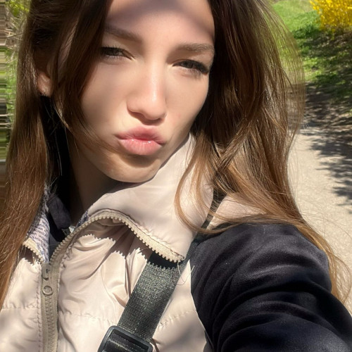Мэри Б.