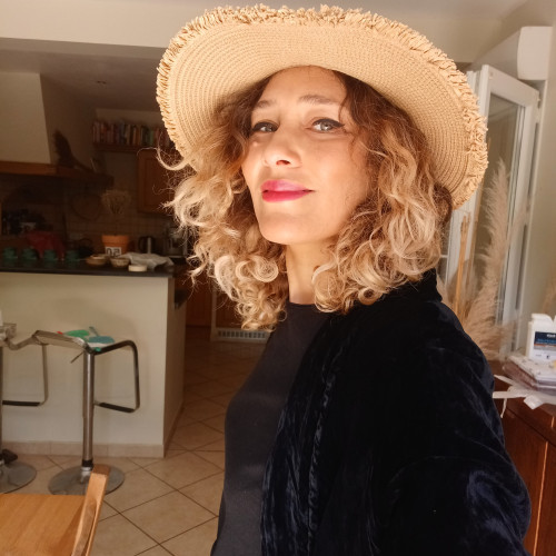ZsaZsa  M. profile photo