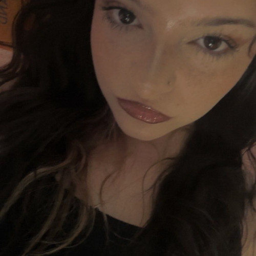 Amira b. profile photo