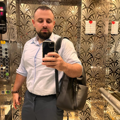 Samir H.