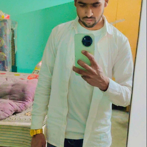 davil r. profile photo