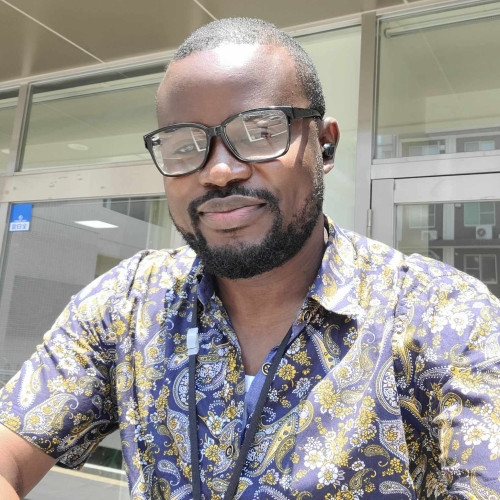 Gloire M. profile photo
