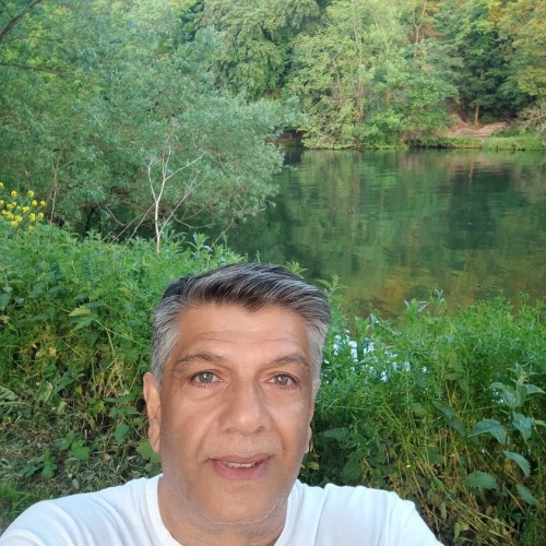 Naeem  A.