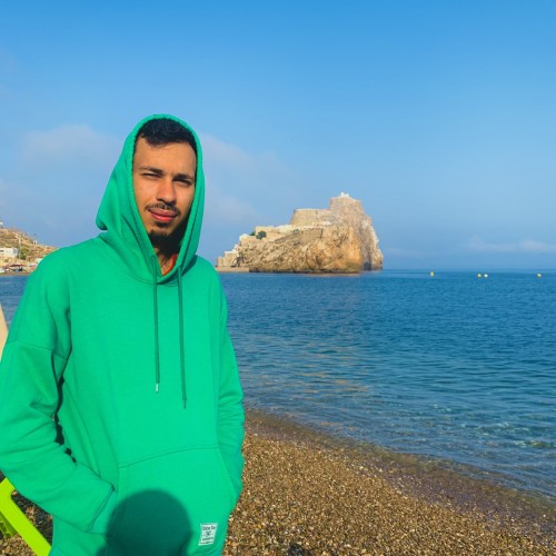 Taha  L.