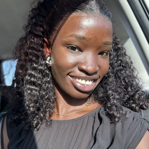 EMMANUELA F. profile photo
