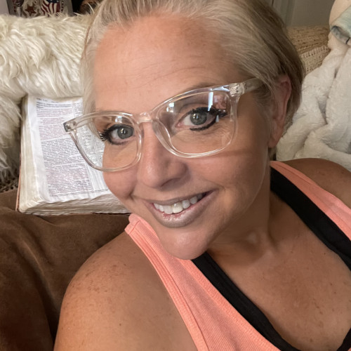 Laura  R.