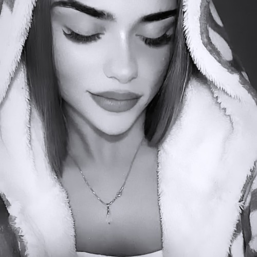 Nikol G.