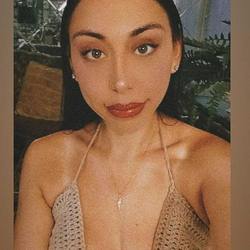 Divine E. profile photo