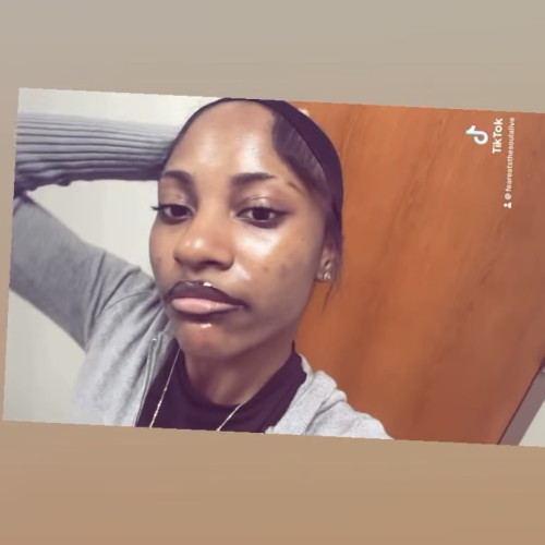 Lilly j. profile photo