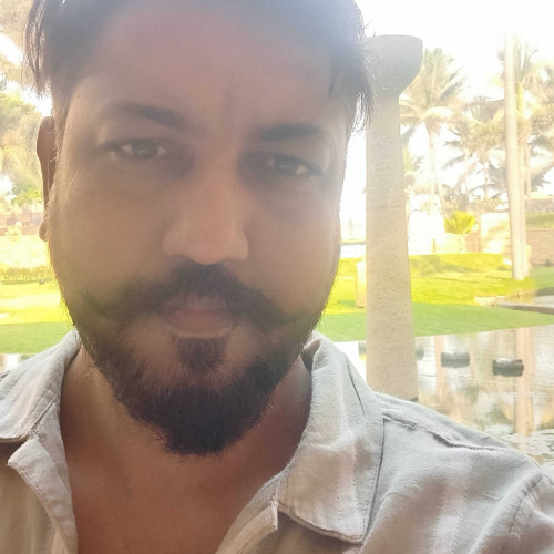 rishi r. profile photo