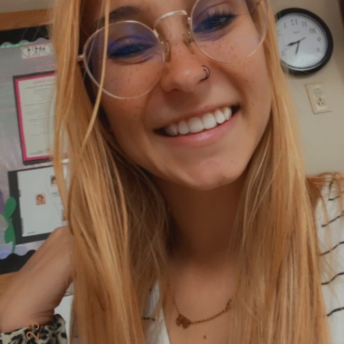 Destanie B. profile photo