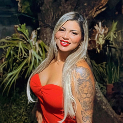 aline r. profile photo