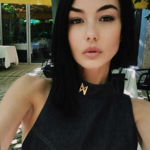 Melania S. profile photo